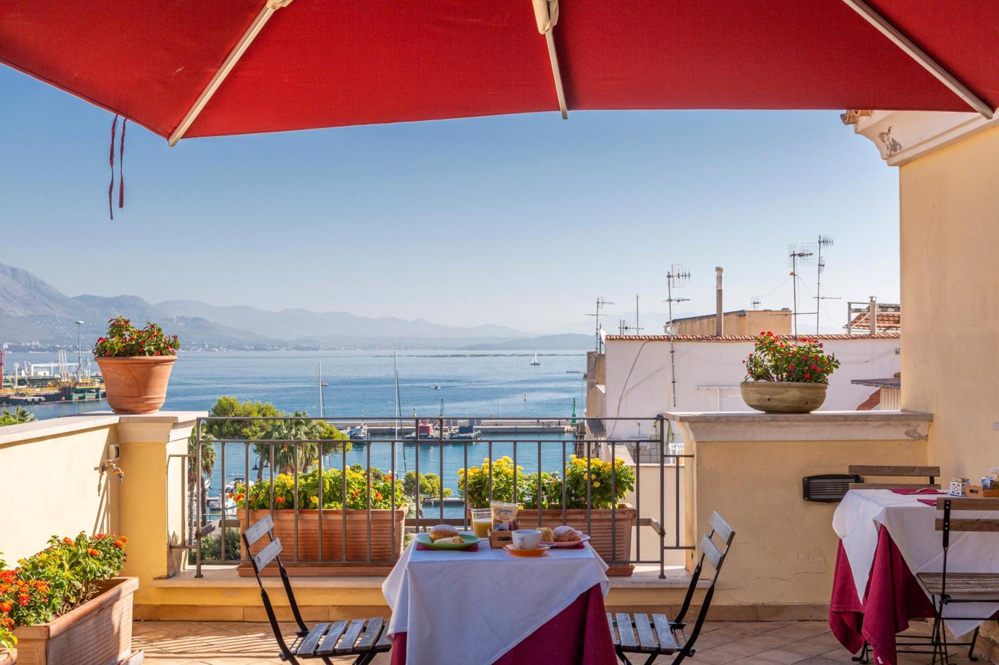 Bed and Breakfast Il Quartuccio Gaeta Exterior foto